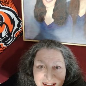 Meet your Posher, Cathy